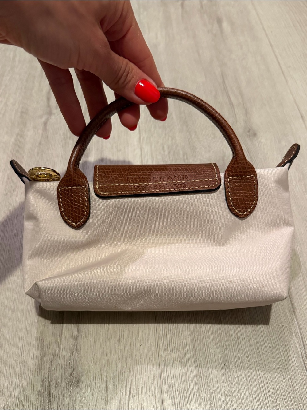 LONGCHAMP LE PLIAGE ORIGINAL POUCH WITH HANDLE IN PAPER - Picture 2 of 6